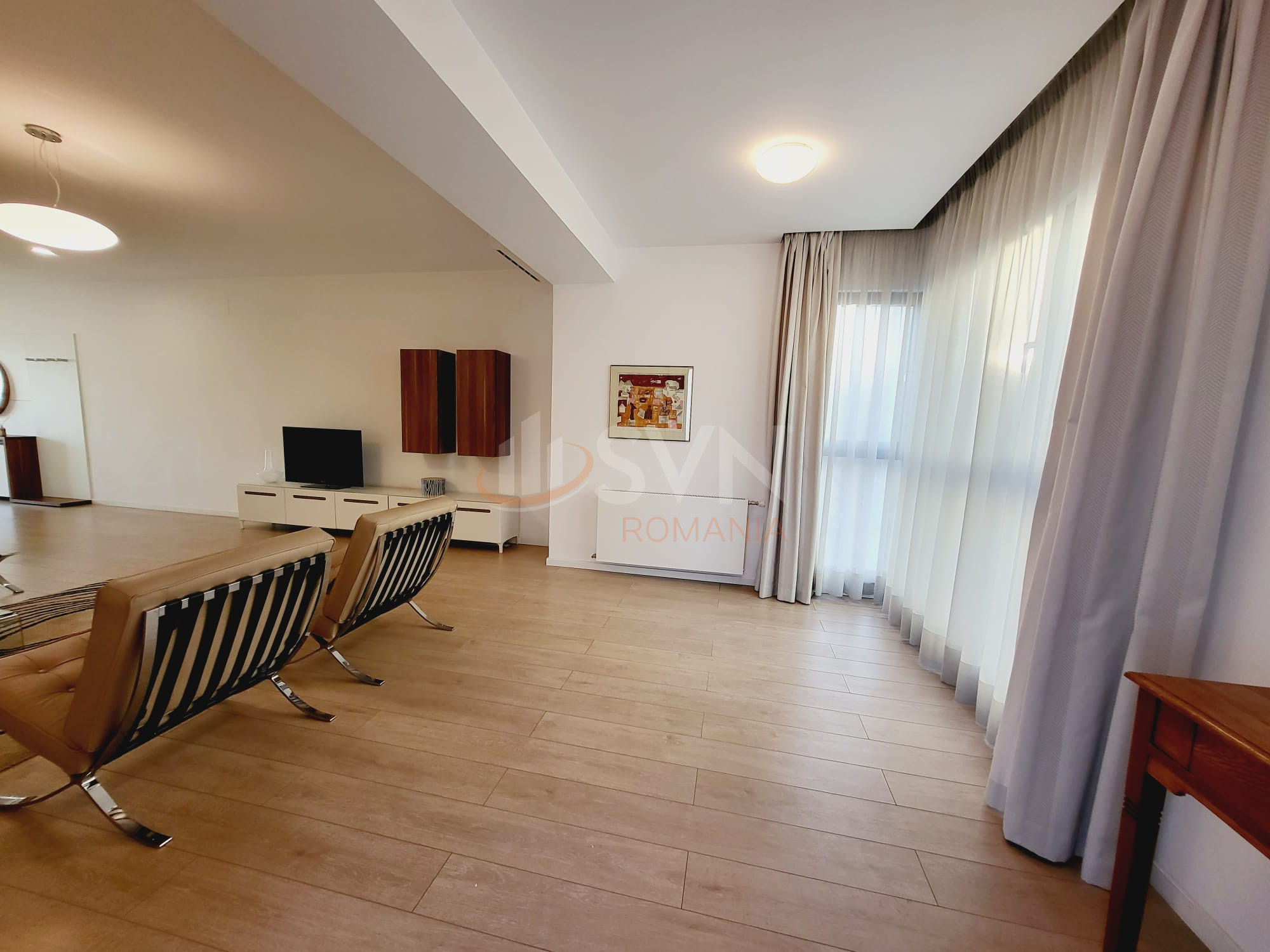 Apartament, 3 camere Bucuresti/Piata Victoriei