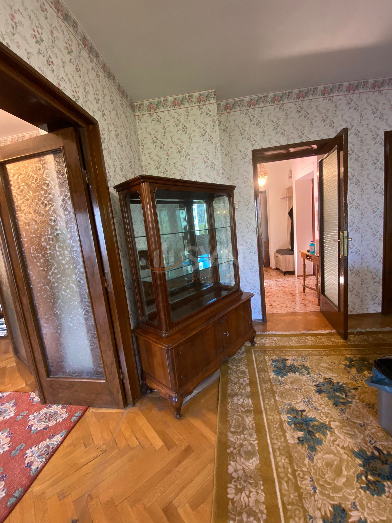 Apartament, 3 camere Bucuresti/Natiunile Unite