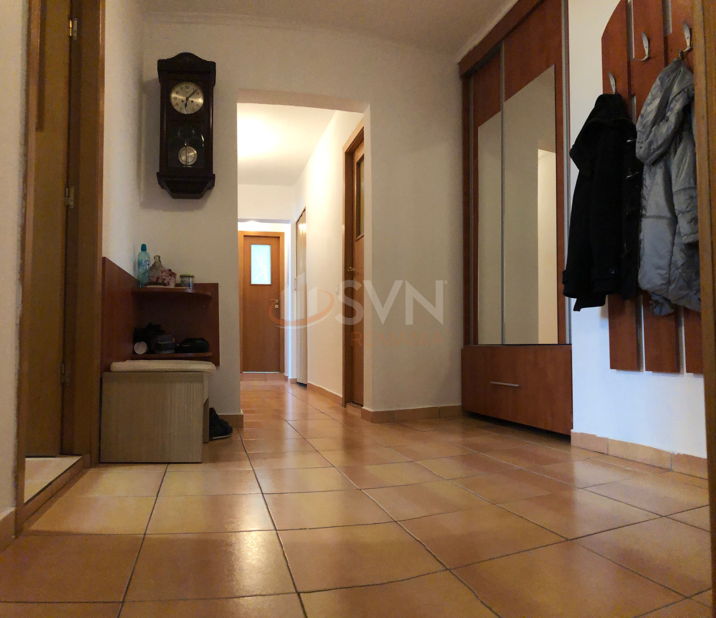 Apartament, 3 camere Bucuresti/Eroii Revolutiei