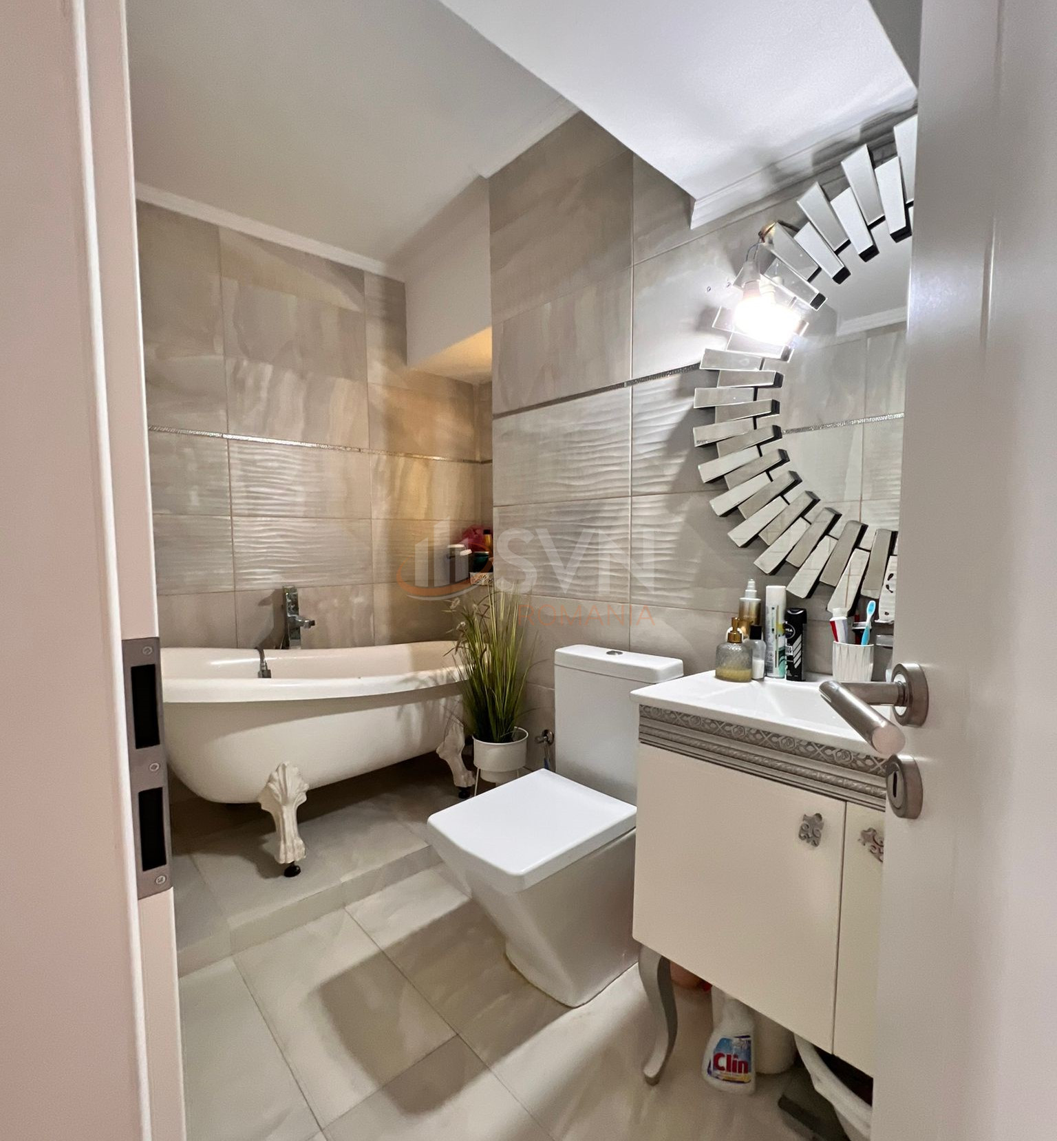 Apartament, 3 camere Bucuresti/Alba Iulia