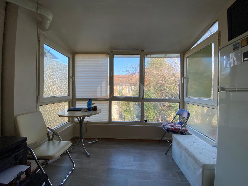 Apartament, 3 camere Bucuresti/Primaverii