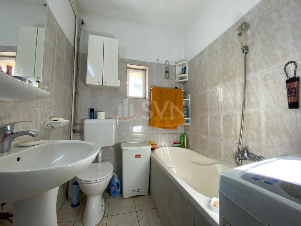 Apartament, 3 camere Bucuresti/Primaverii