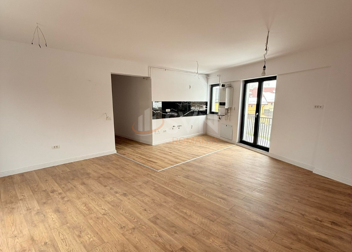 Apartament, 3 camere Bucuresti/Salajan