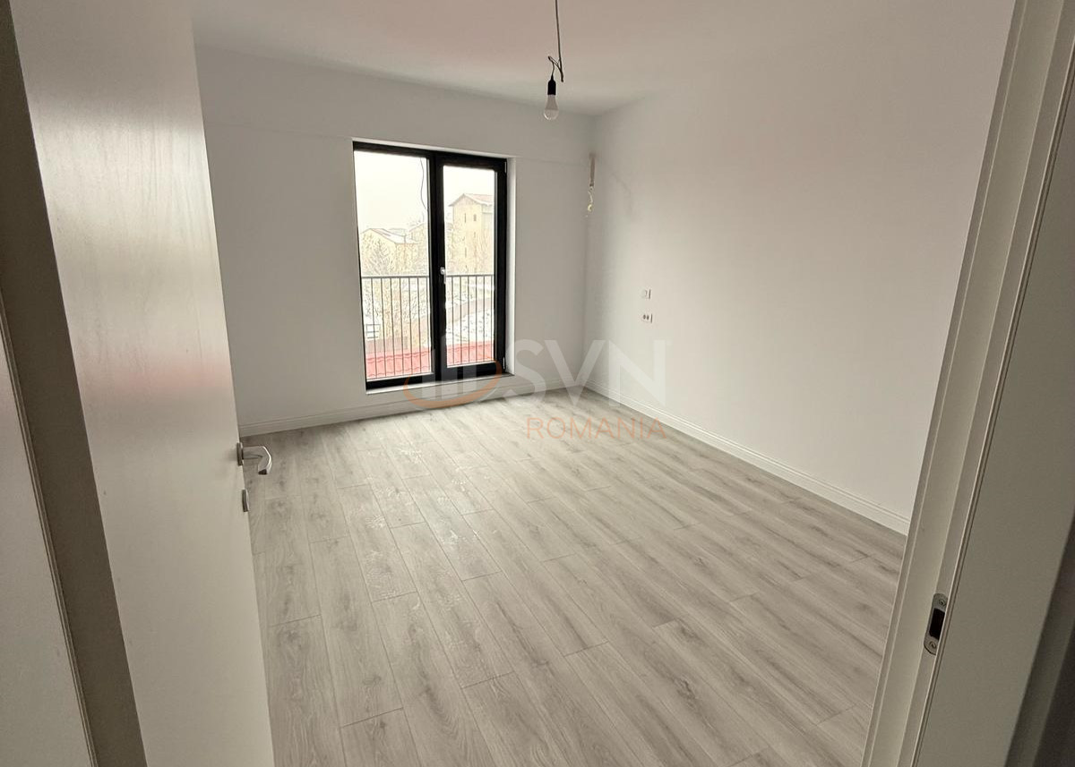 Apartament, 3 camere Bucuresti/Salajan
