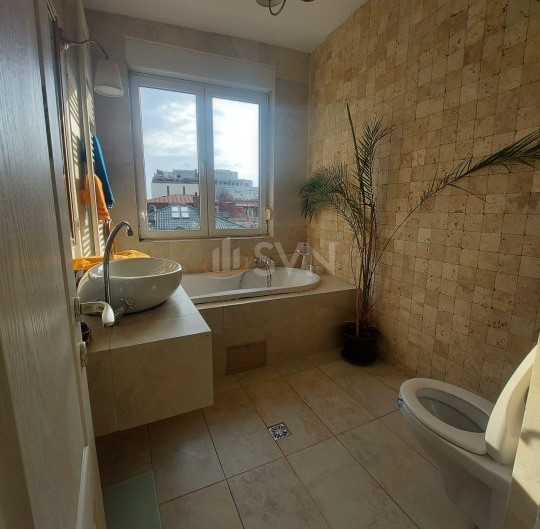 Apartament, 3 camere Bucuresti/Victoriei
