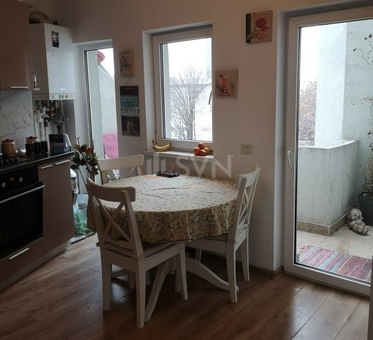 Apartament, 3 camere Bucuresti/Victoriei
