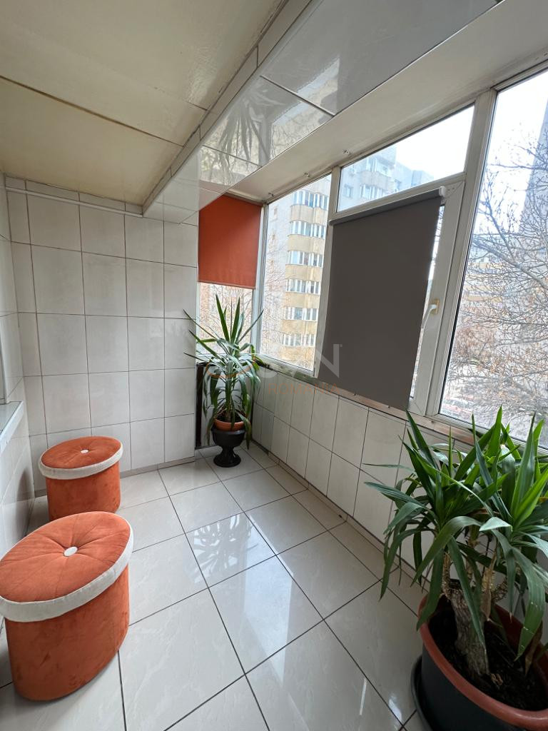 Apartament, 3 camere Bucuresti/Lujerului