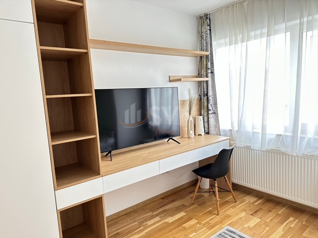 Apartament, 3 camere Cluj/Buna Ziua
