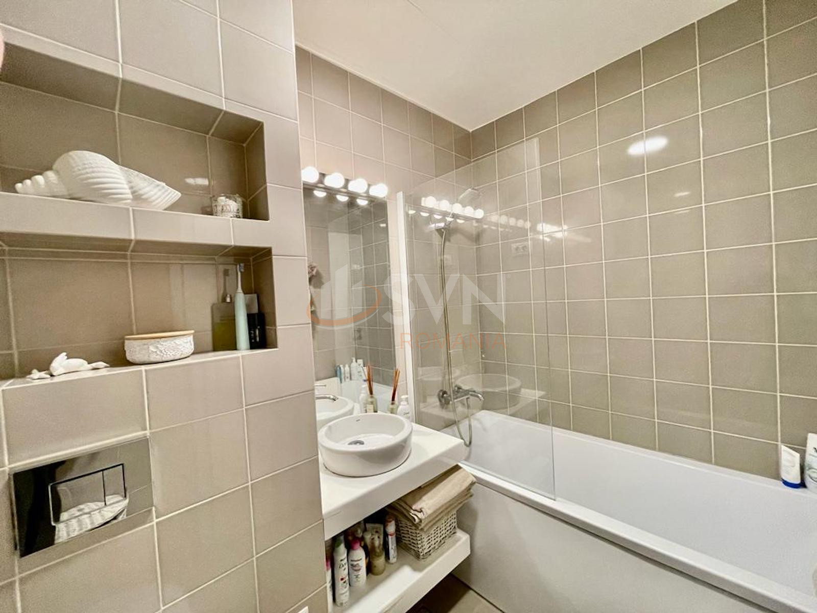 Apartament, 3 camere Bucuresti/Grivita