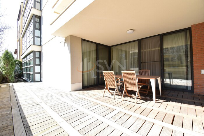 Apartament, 3 camere Bucuresti/Primaverii