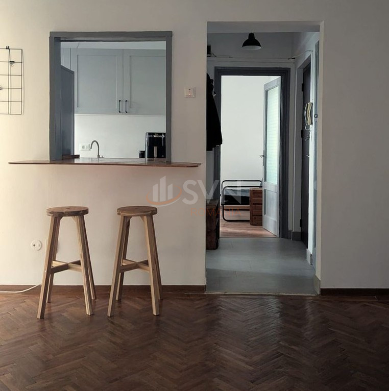Apartament, 3 camere Bucuresti/Calea Victoriei