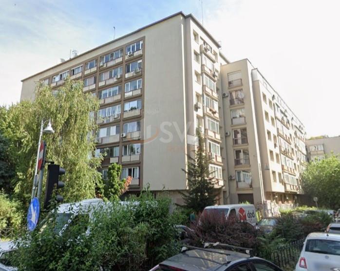 Apartament, 3 camere Bucuresti/Calea Victoriei