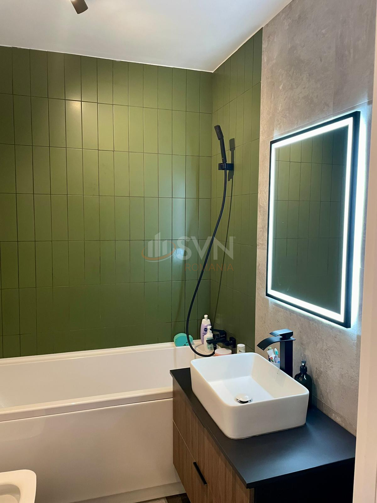 Apartament, 3 camere Bucuresti/Lujerului