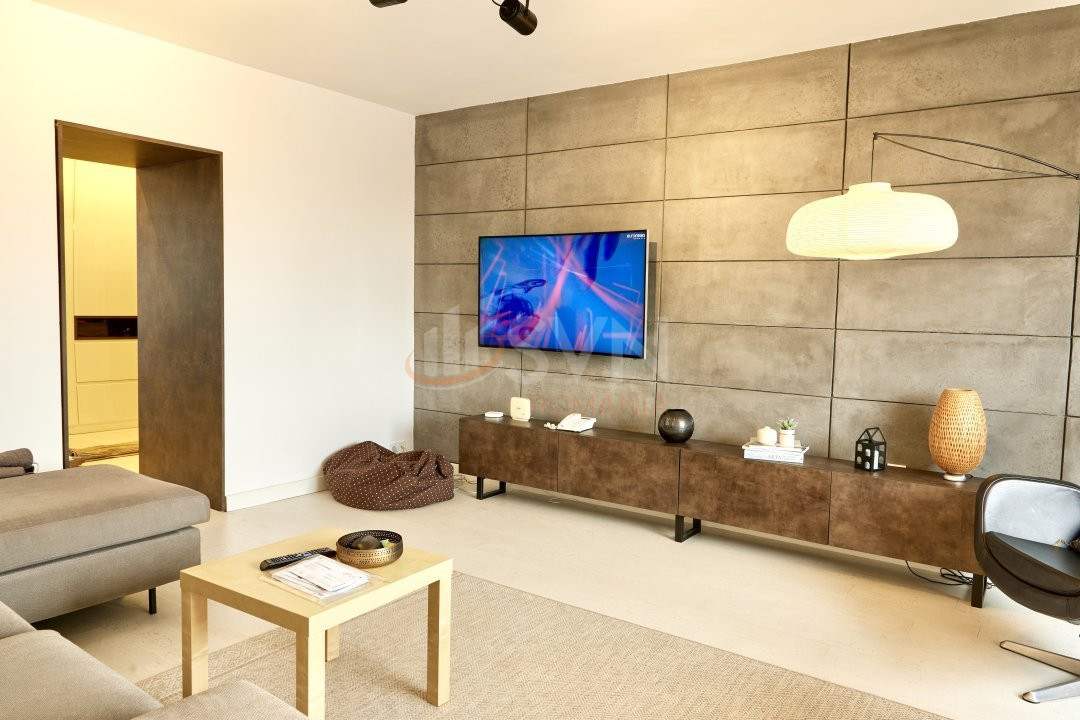 Apartament, 3 camere Bucuresti/Alba Iulia