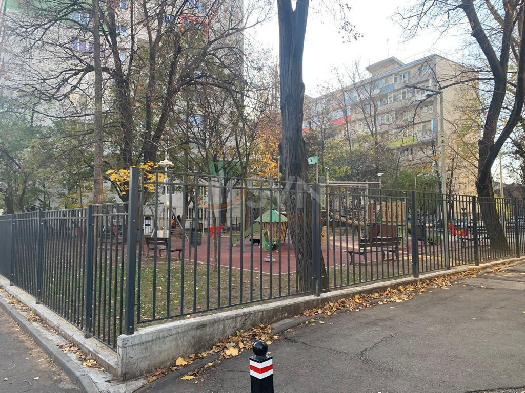 Apartament, 3 camere Bucuresti/Domenii