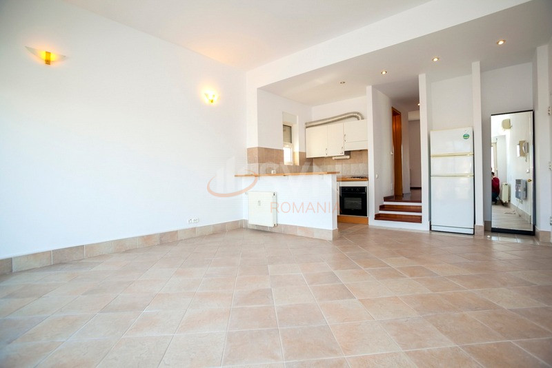 Apartament, 3 camere Bucuresti/Polona