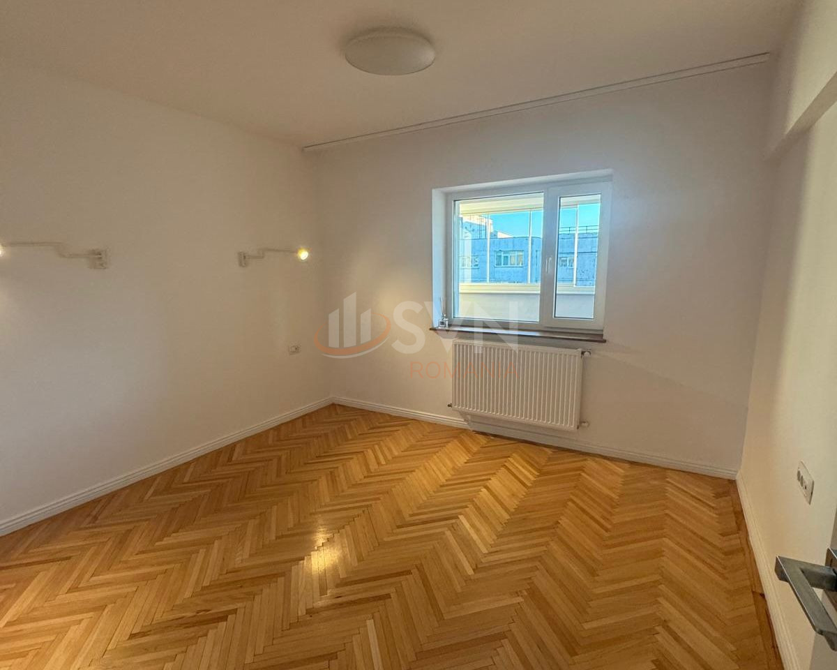 Apartament, 3 camere Bucuresti/Calea Calarasilor