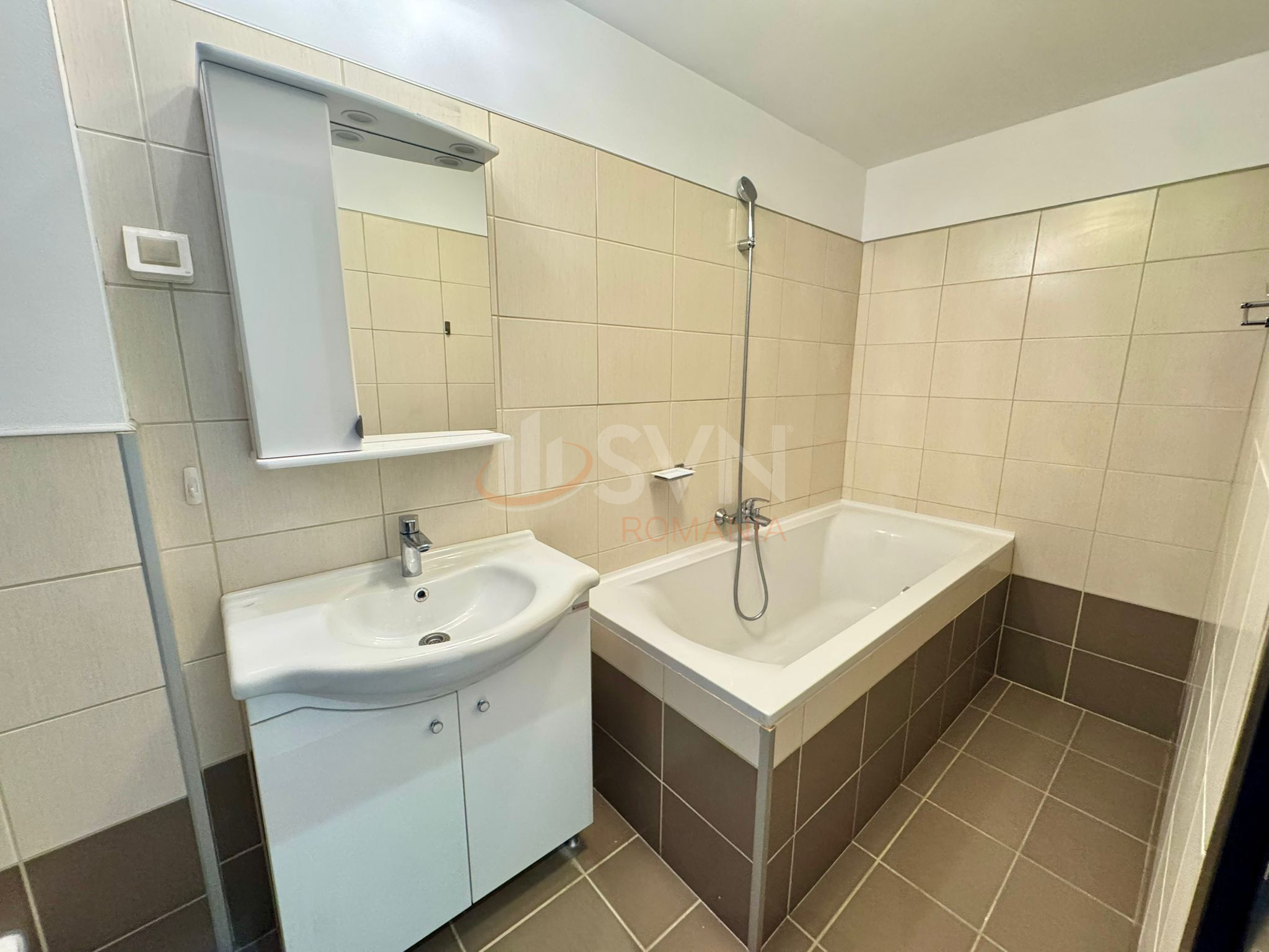 Apartament, 3 camere Bucuresti/Baneasa