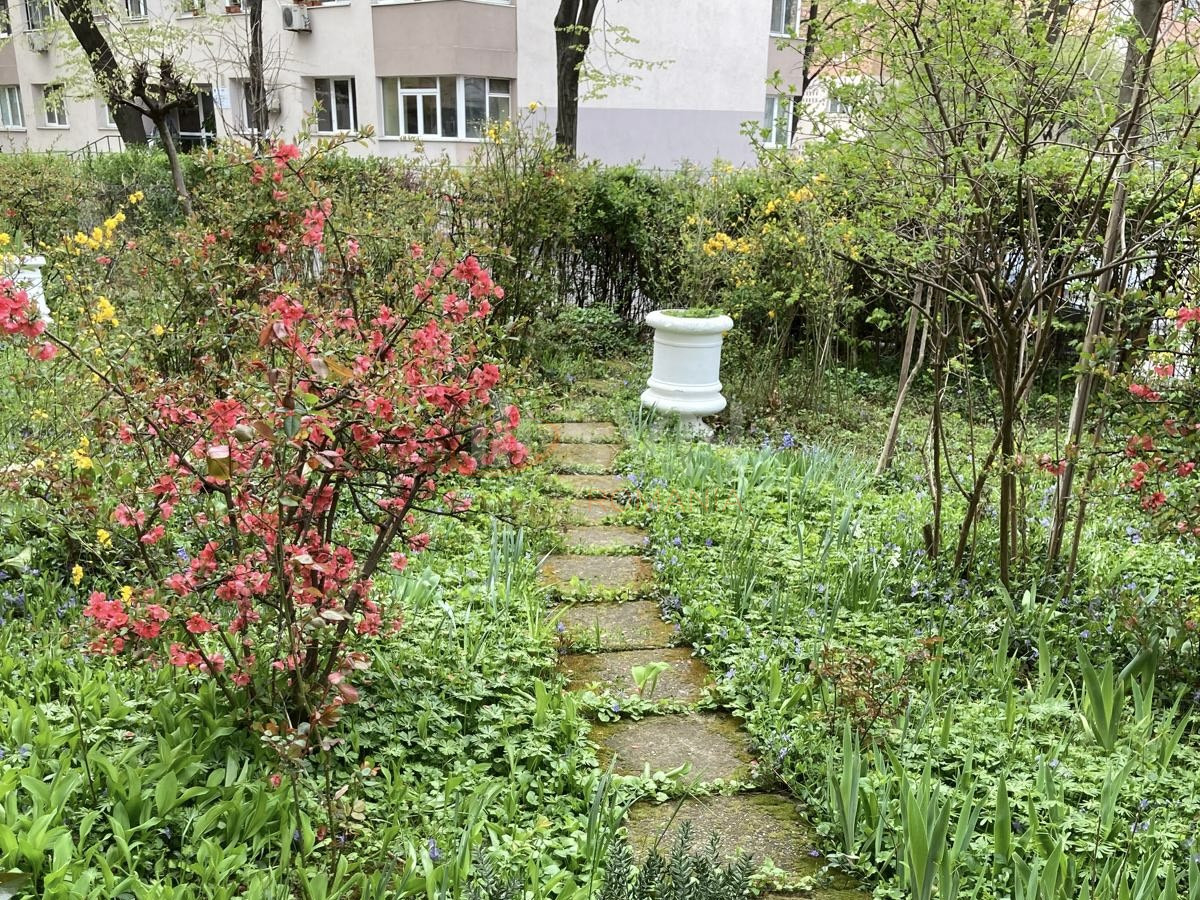 Apartament, 3 camere Bucuresti/Titan