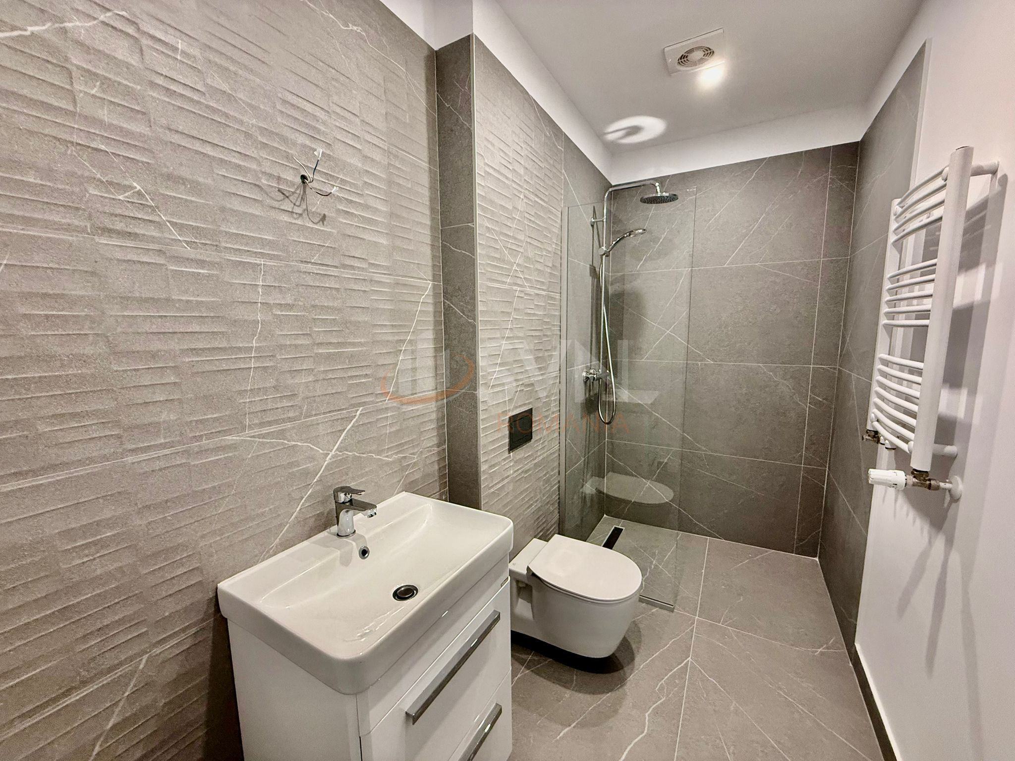 Apartament, 3 camere Bucuresti/Aviatiei