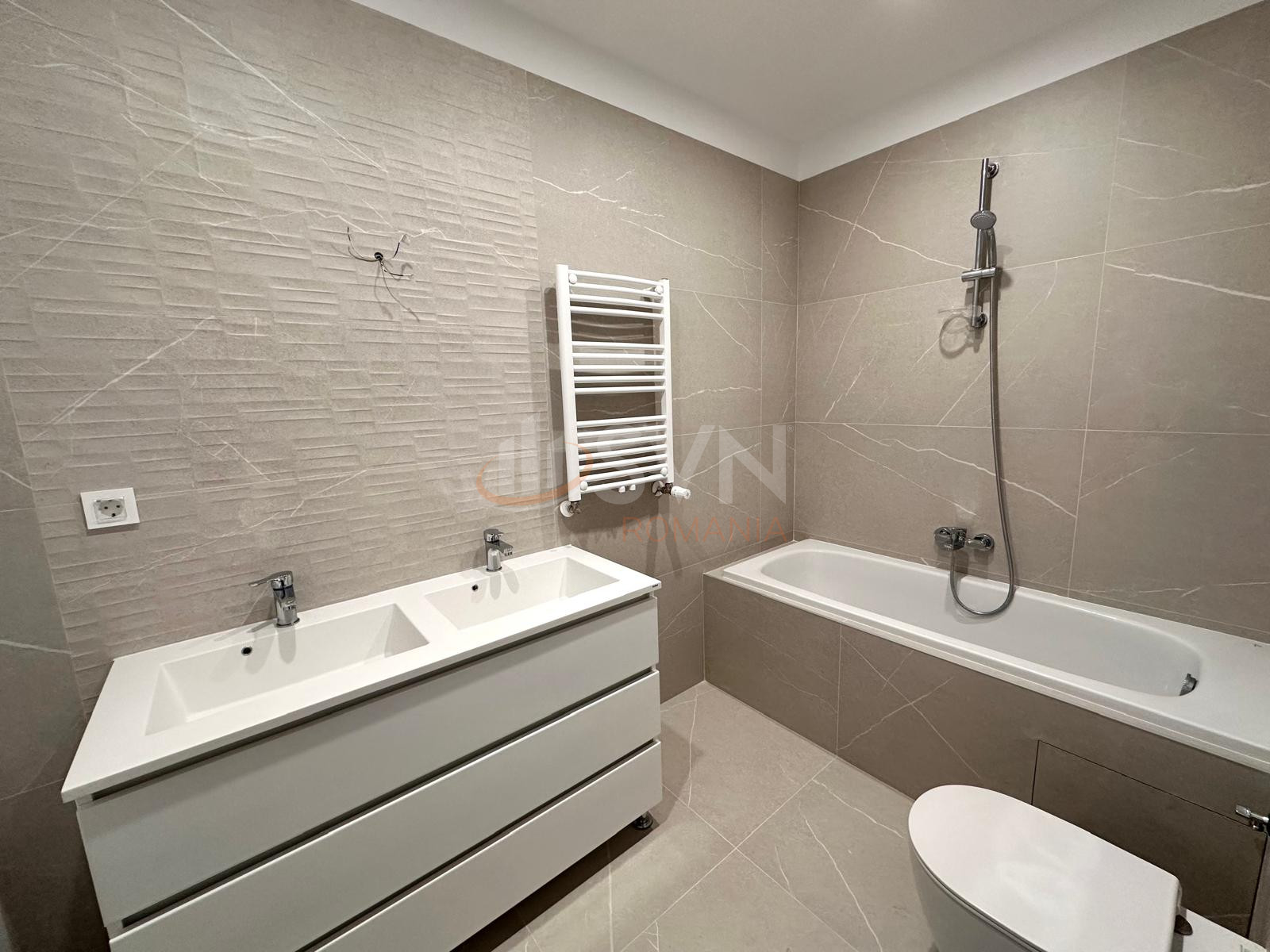 Apartament, 3 camere Bucuresti/Aviatiei
