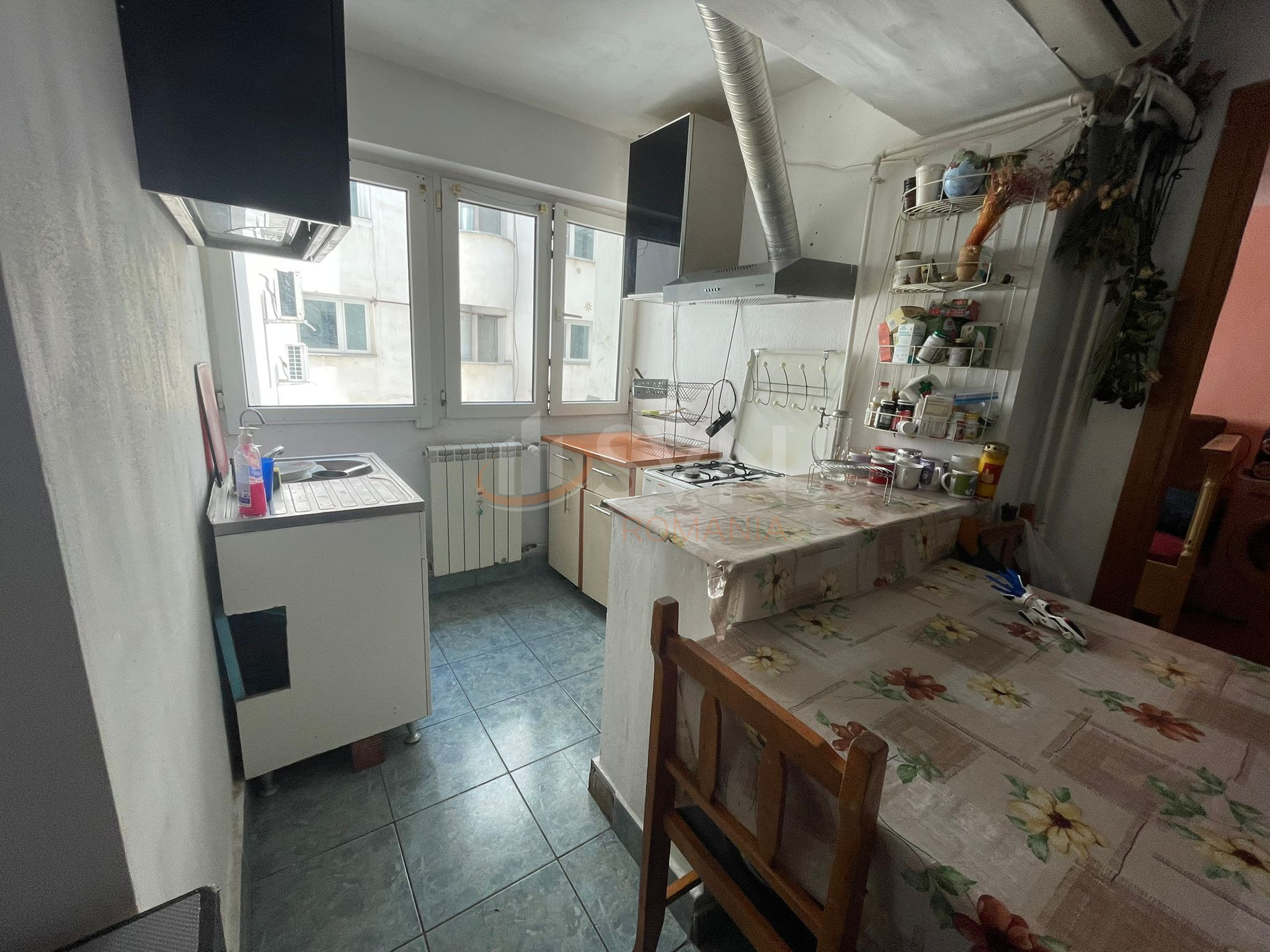 Apartament, 3 camere Bucuresti/Matei Basarab