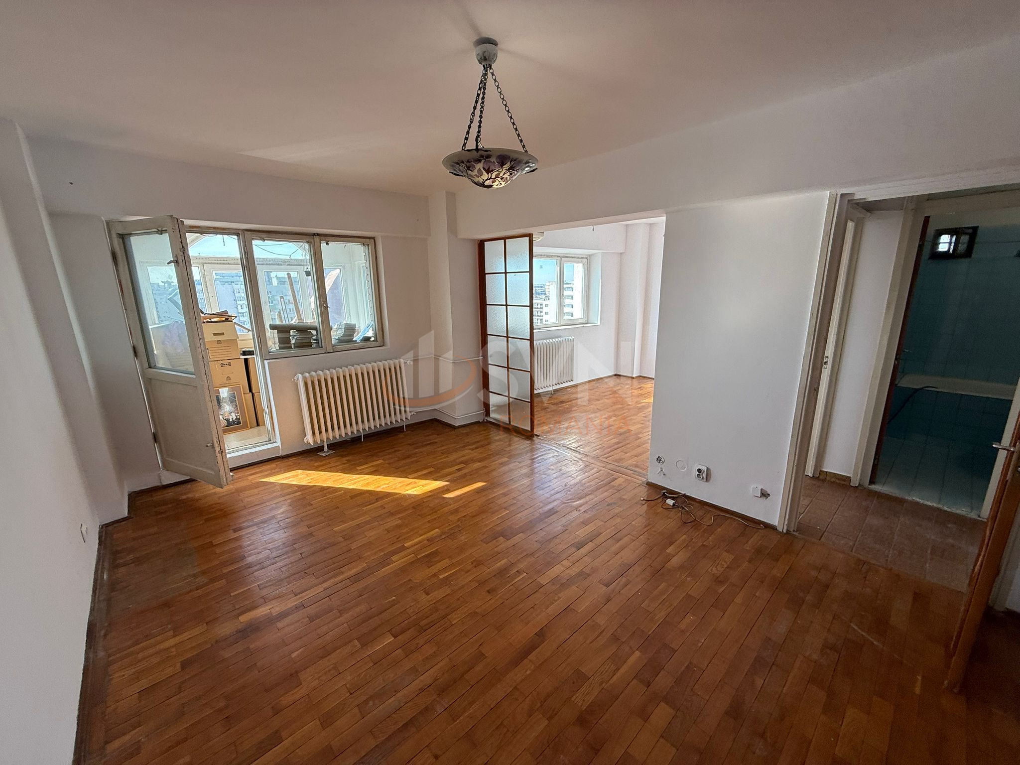 Apartament, 3 camere Bucuresti/Banu Manta