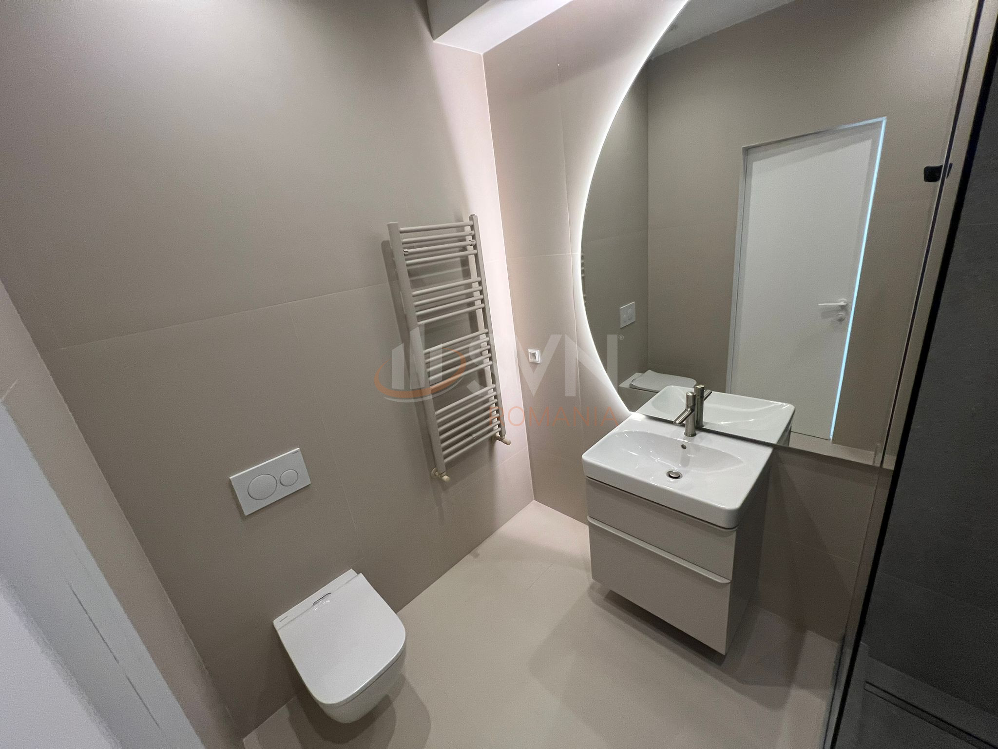 Apartament, 3 camere Bucuresti/Aviatiei