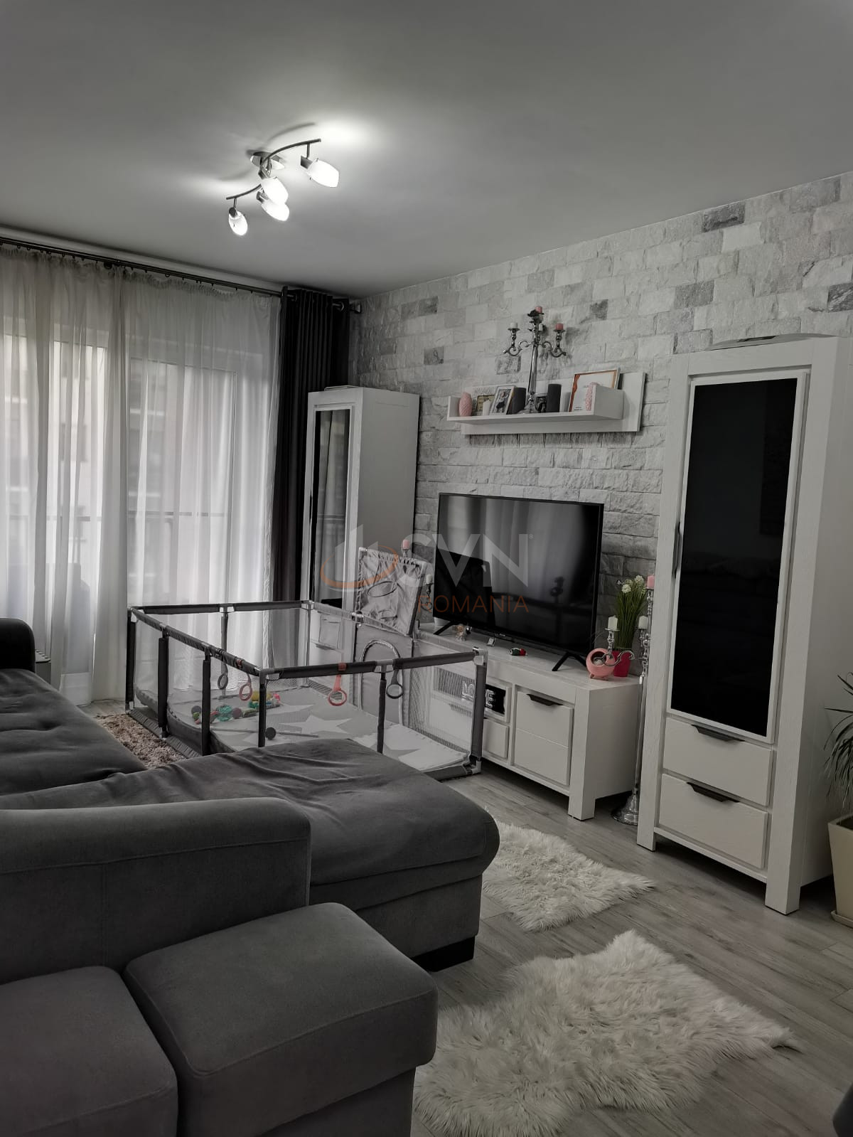 Apartament, 3 camere Cluj/Buna Ziua