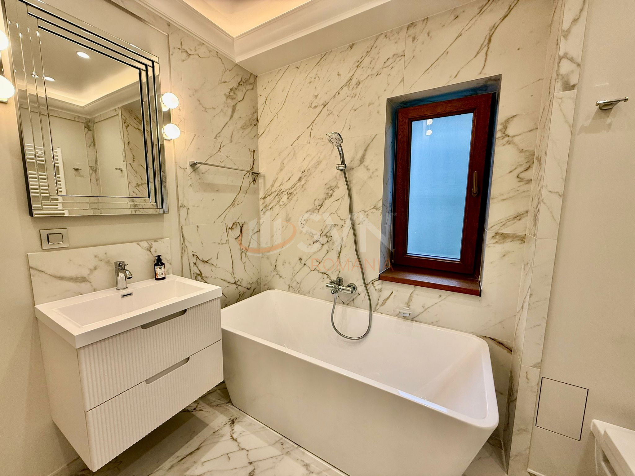 Apartament, 3 camere Bucuresti/Capitale