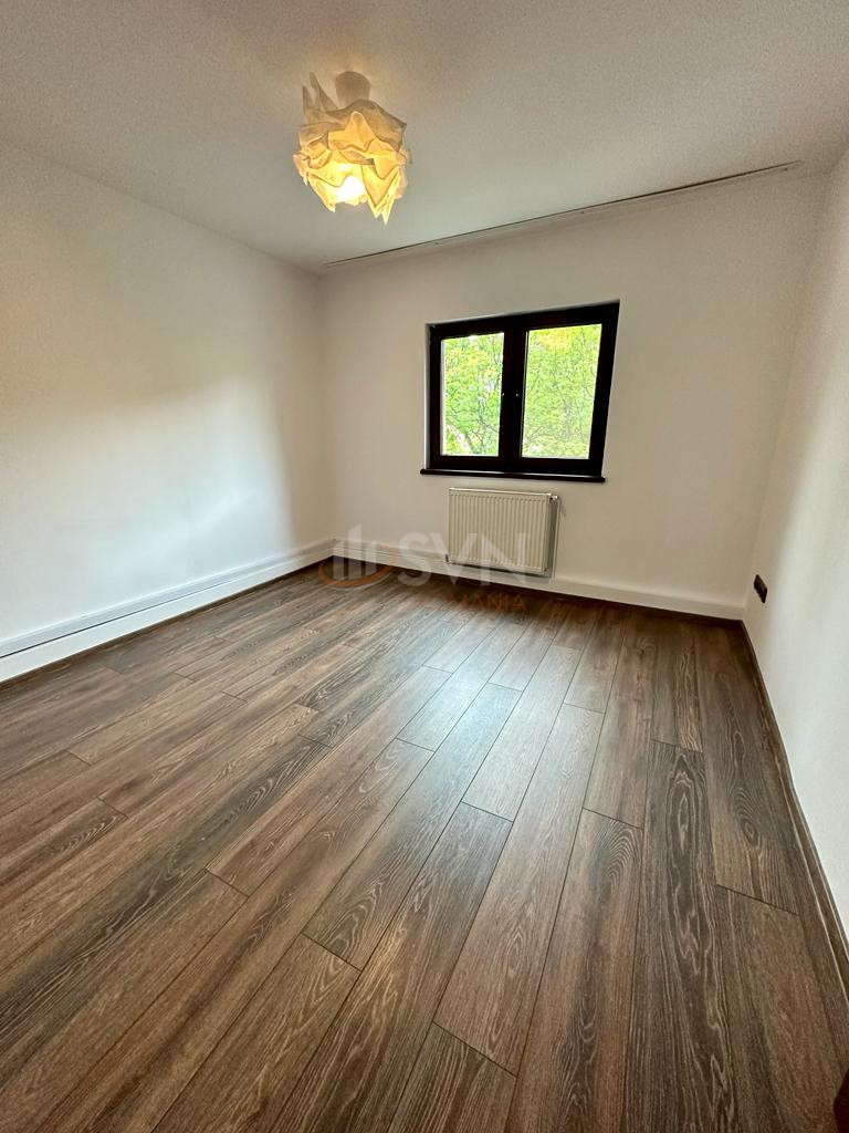 Apartament, 3 camere Cluj/Plopilor