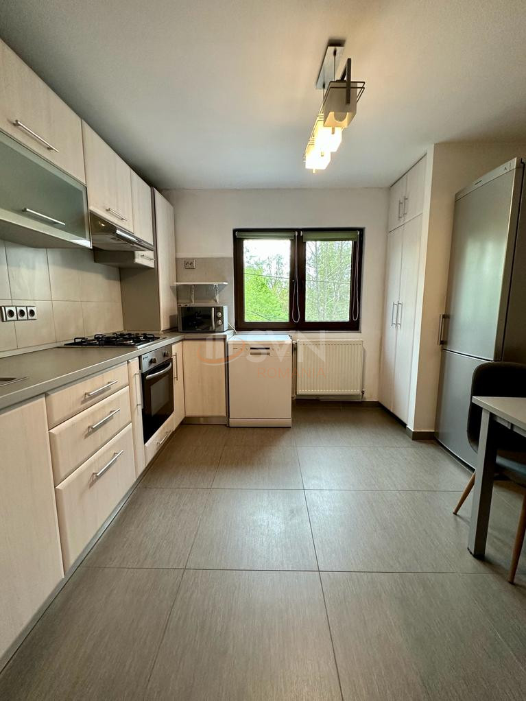 Apartament, 3 camere Cluj/Plopilor