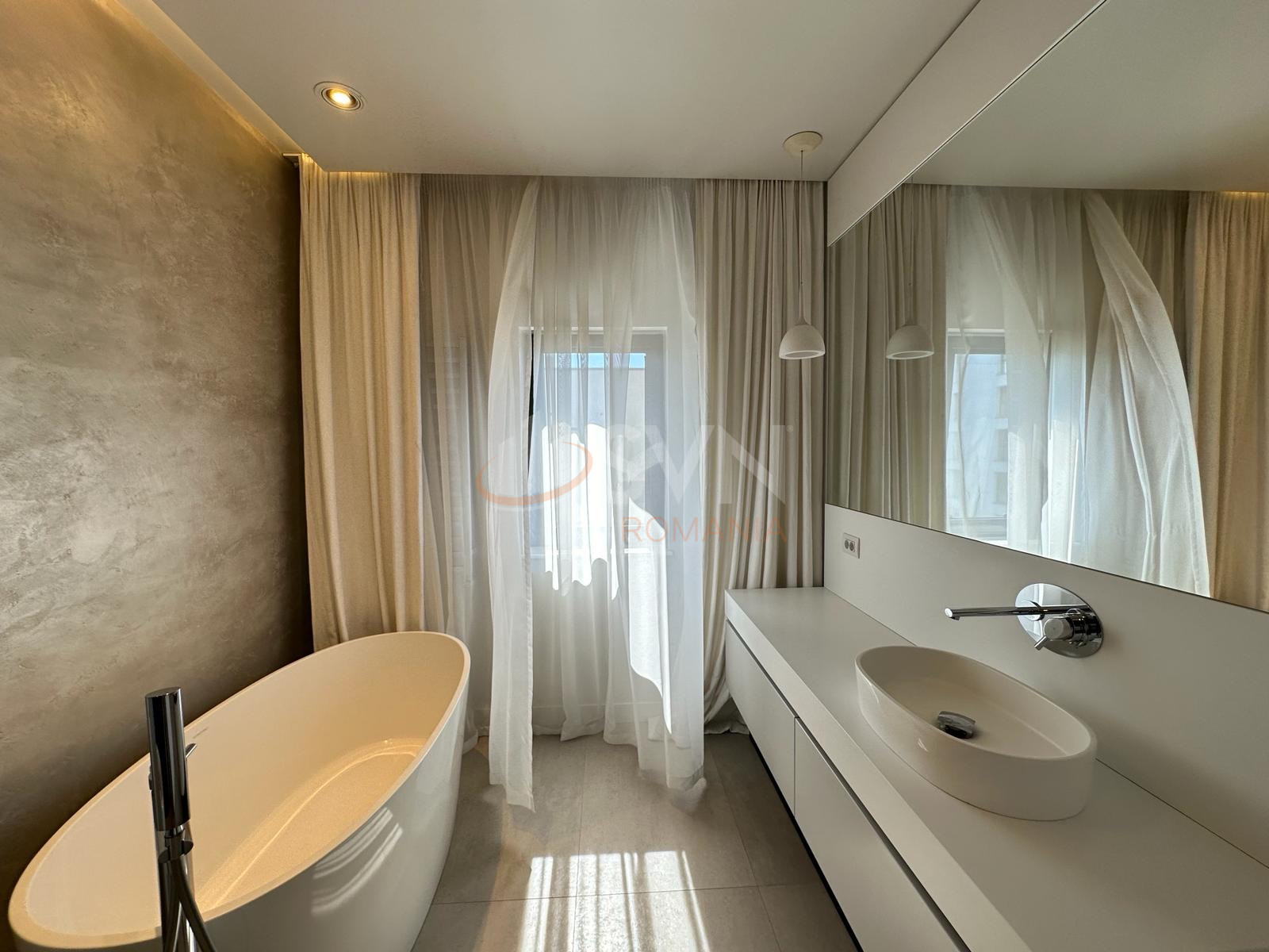 Apartament, 3 camere Bucuresti/Baneasa