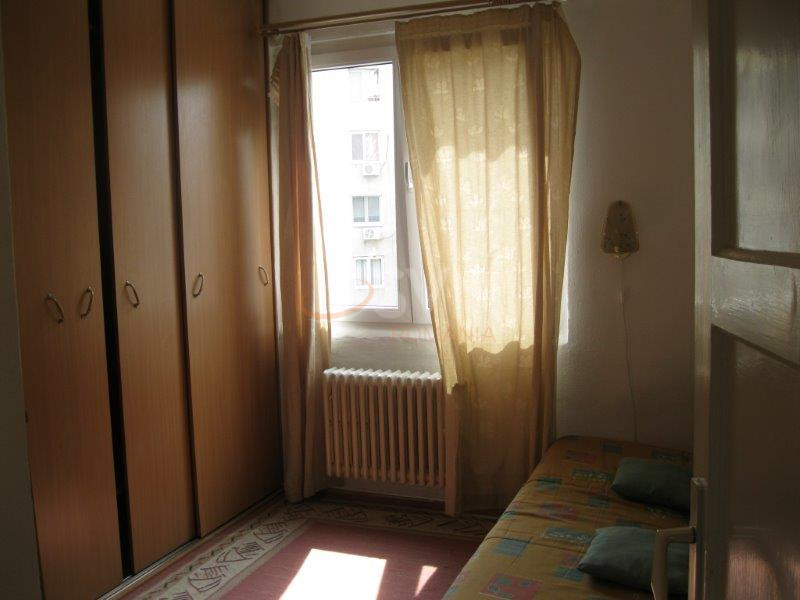 Apartament, 3 camere Bucuresti/Kogalniceanu