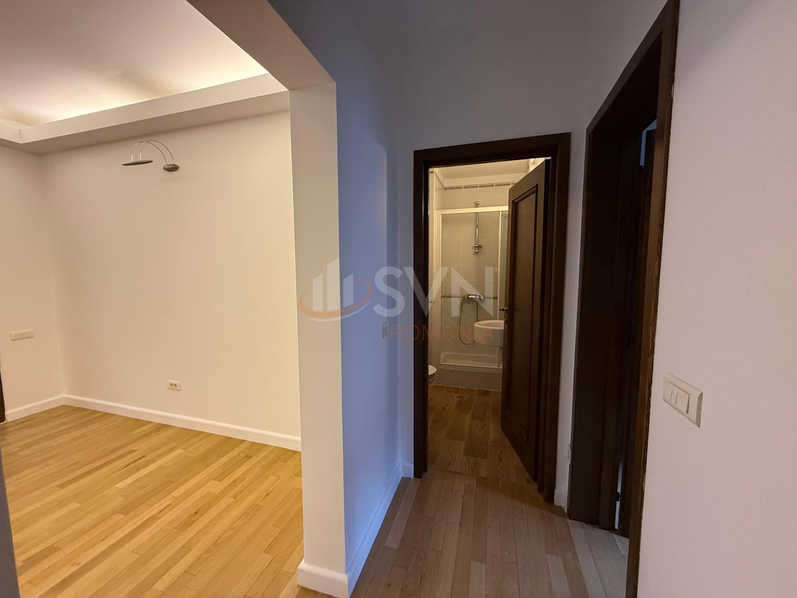Apartament, 3 camere Bucuresti/Primaverii