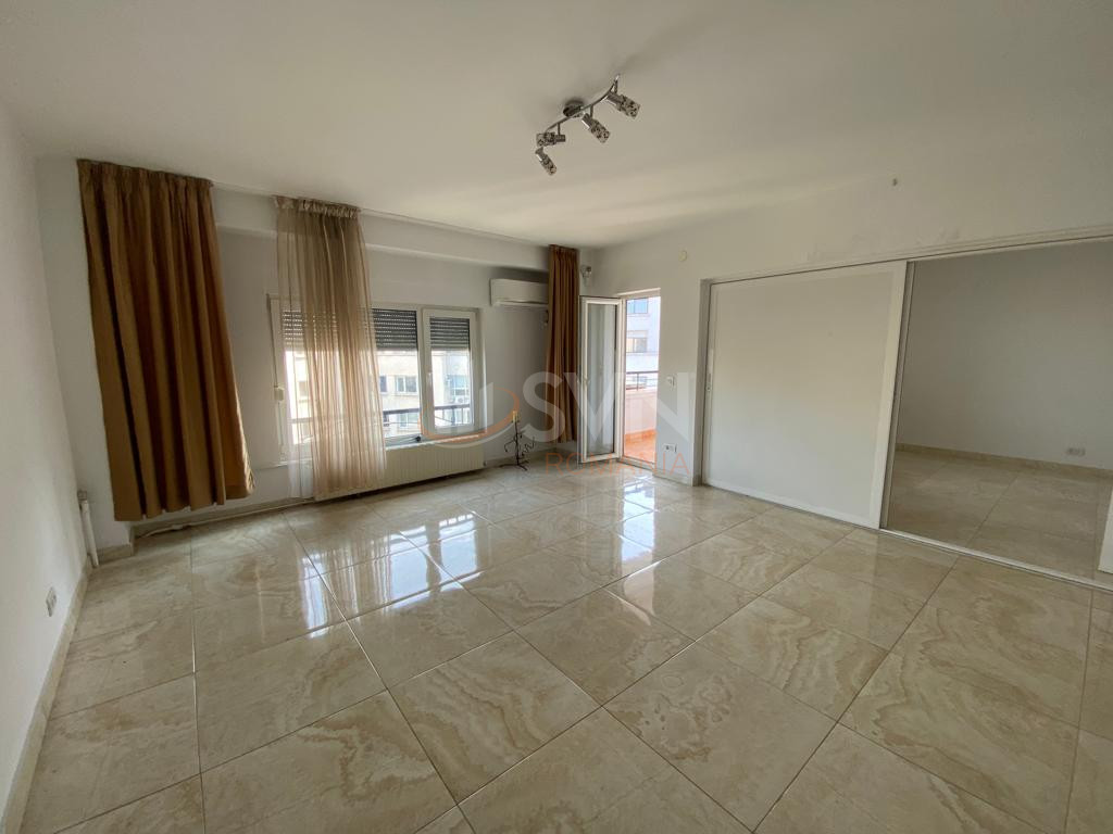 Apartament, 3 camere Bucuresti/Natiunile Unite
