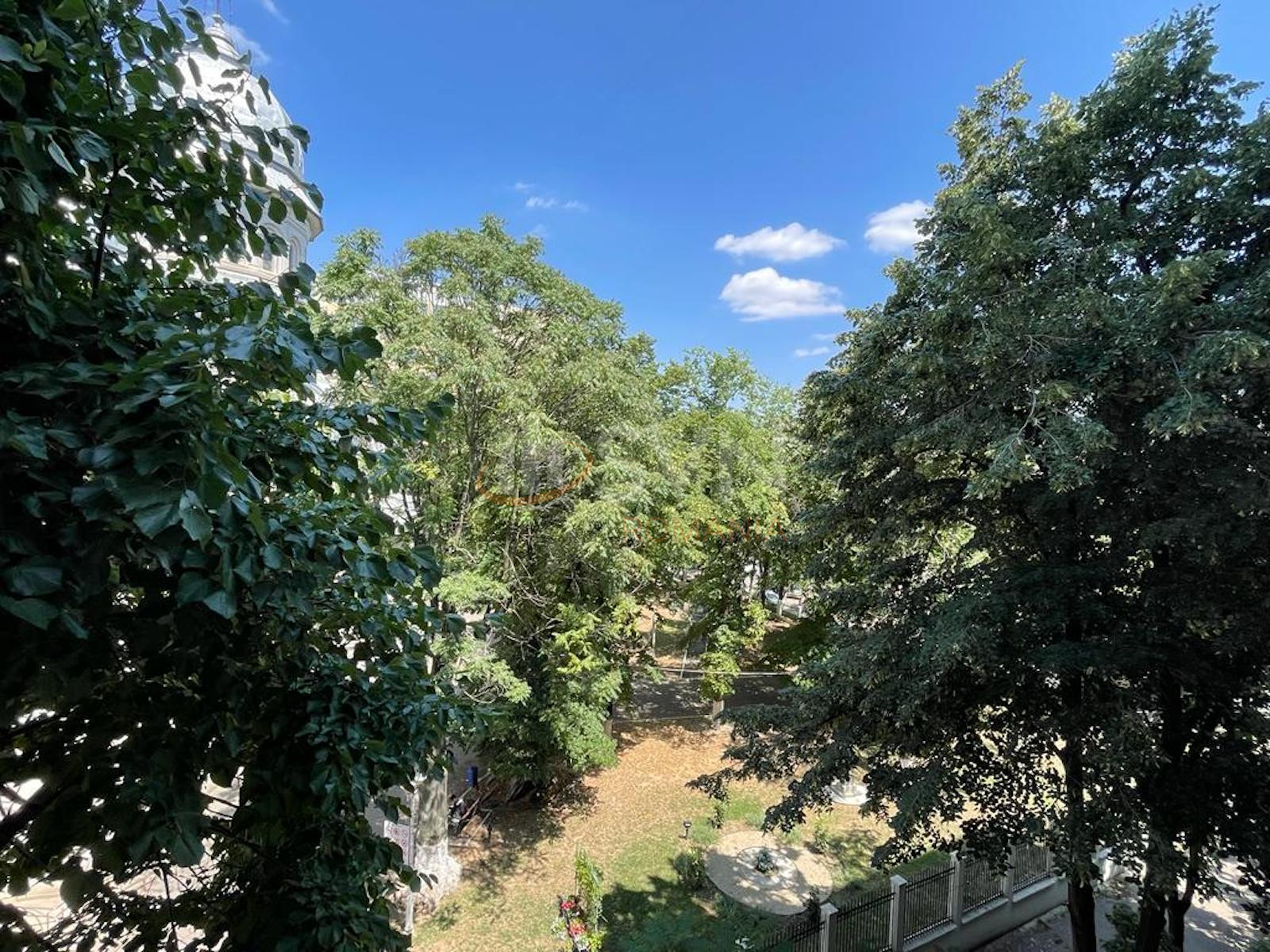 Apartament, 3 camere Bucuresti/Bucur Obor