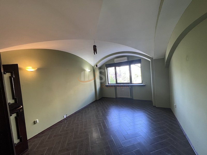 Apartament, 3 camere Bucuresti/Piata Romana