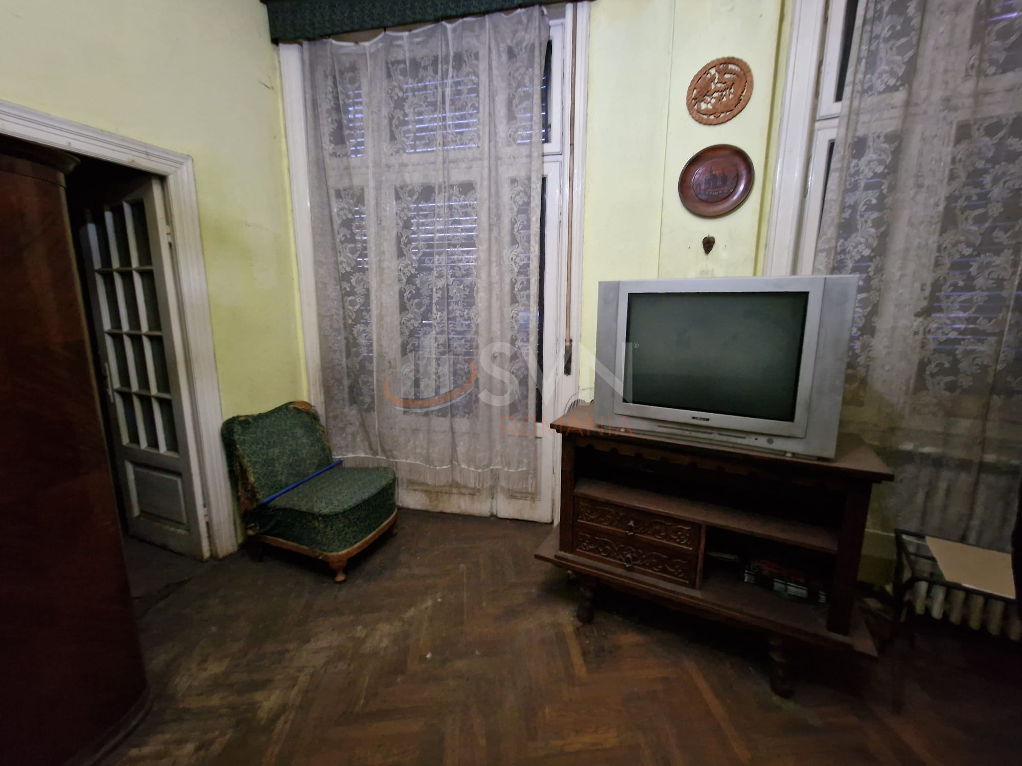 Apartament, 3 camere Bucuresti/Calea Victoriei