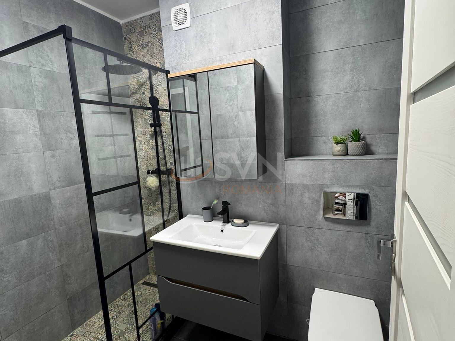 Apartament, 3 camere Bucuresti/Lujerului