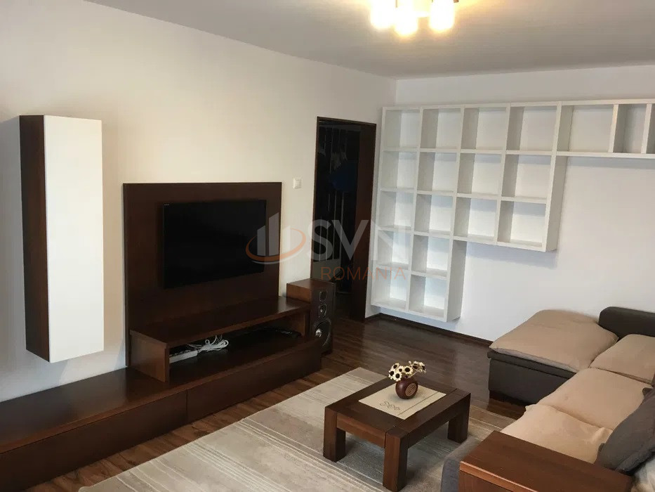 Apartament, 3 camere Cluj/Intre Lacuri