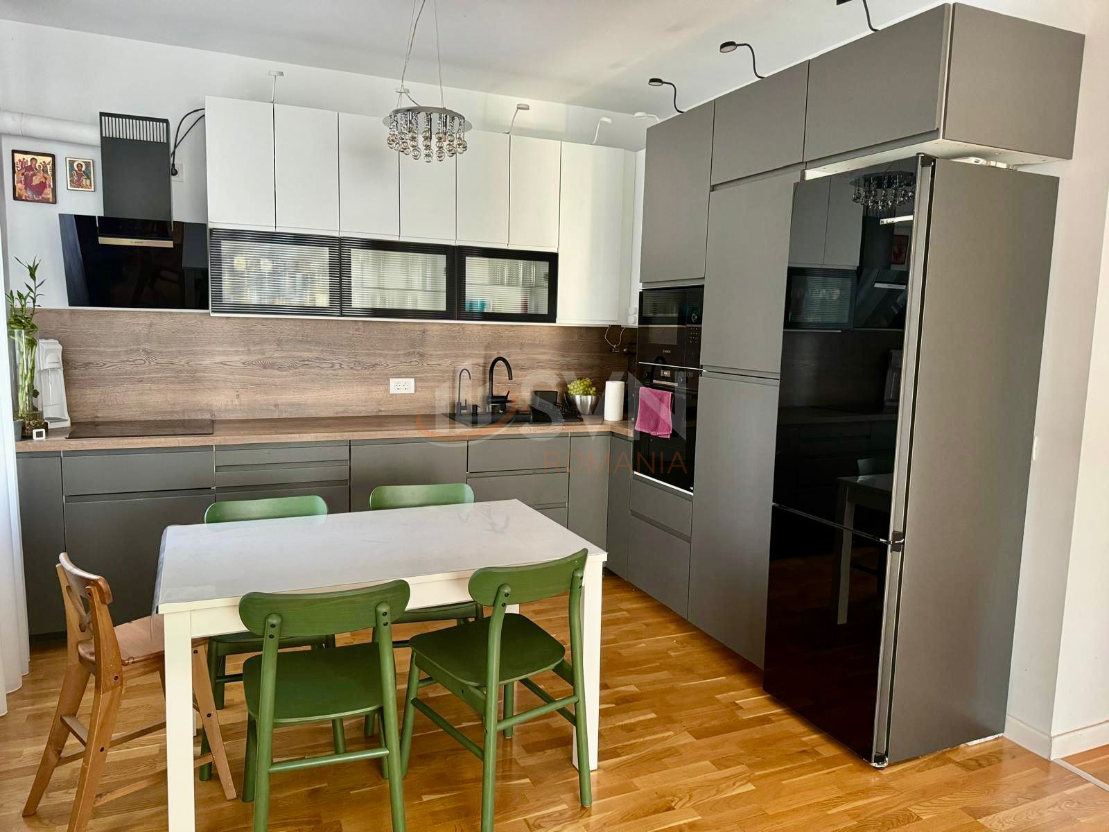 Apartament, 3 camere Bucuresti/1 Mai
