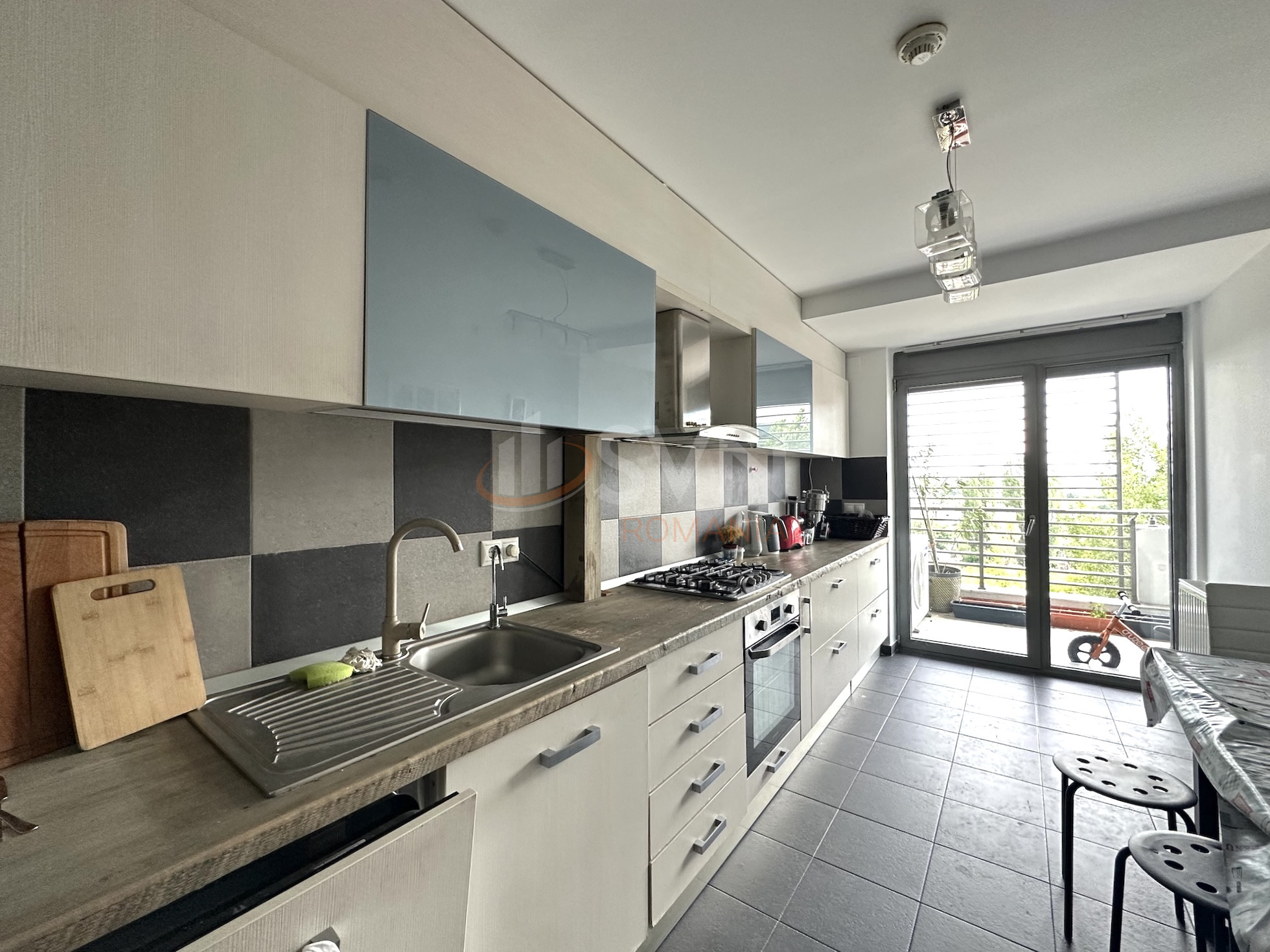 Apartament, 3 camere Bucuresti/Sisesti