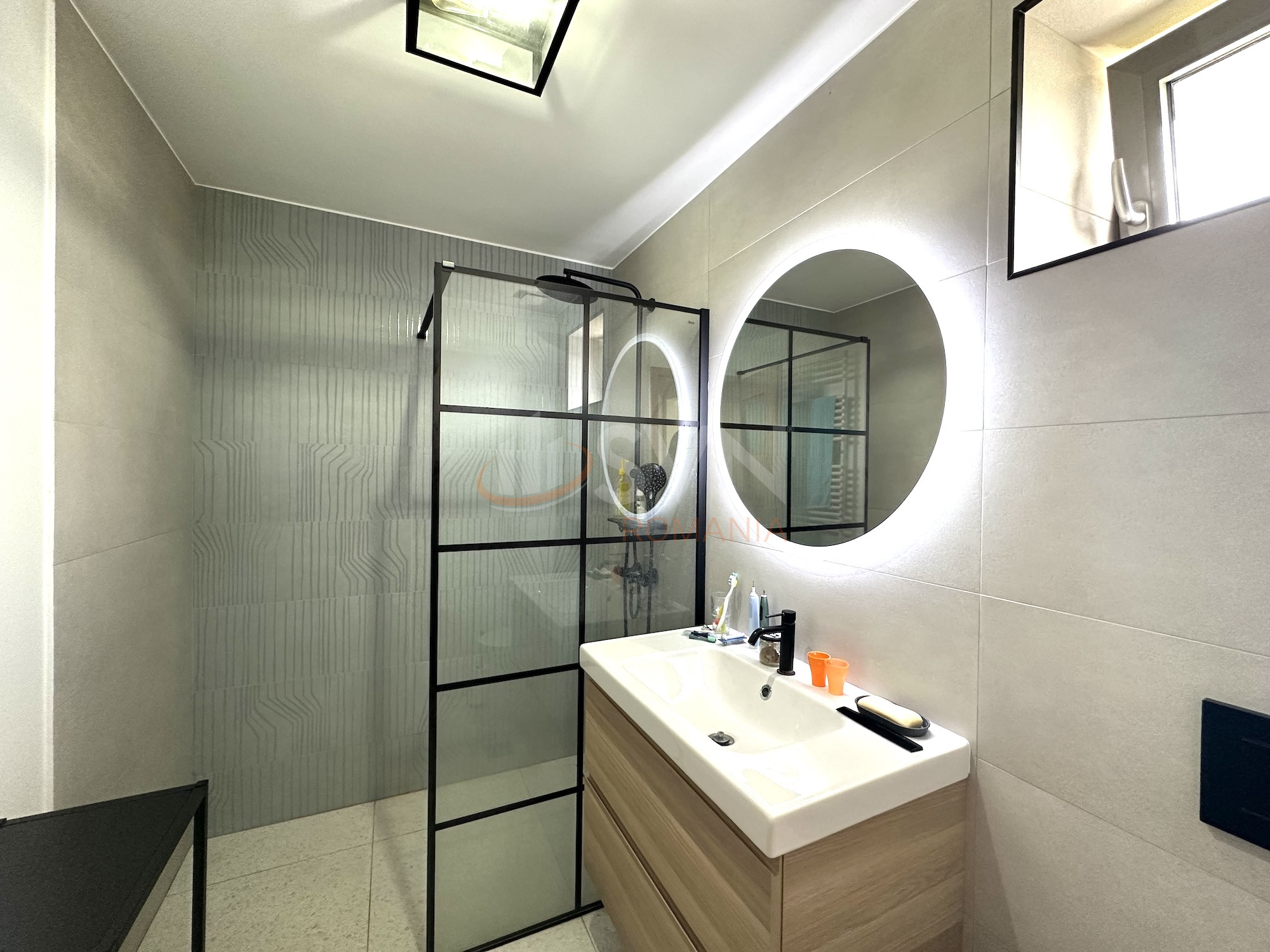 Apartament, 3 camere Bucuresti/Sisesti