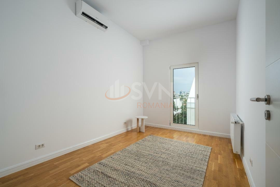 Apartament, 3 camere Bucuresti/Dacia