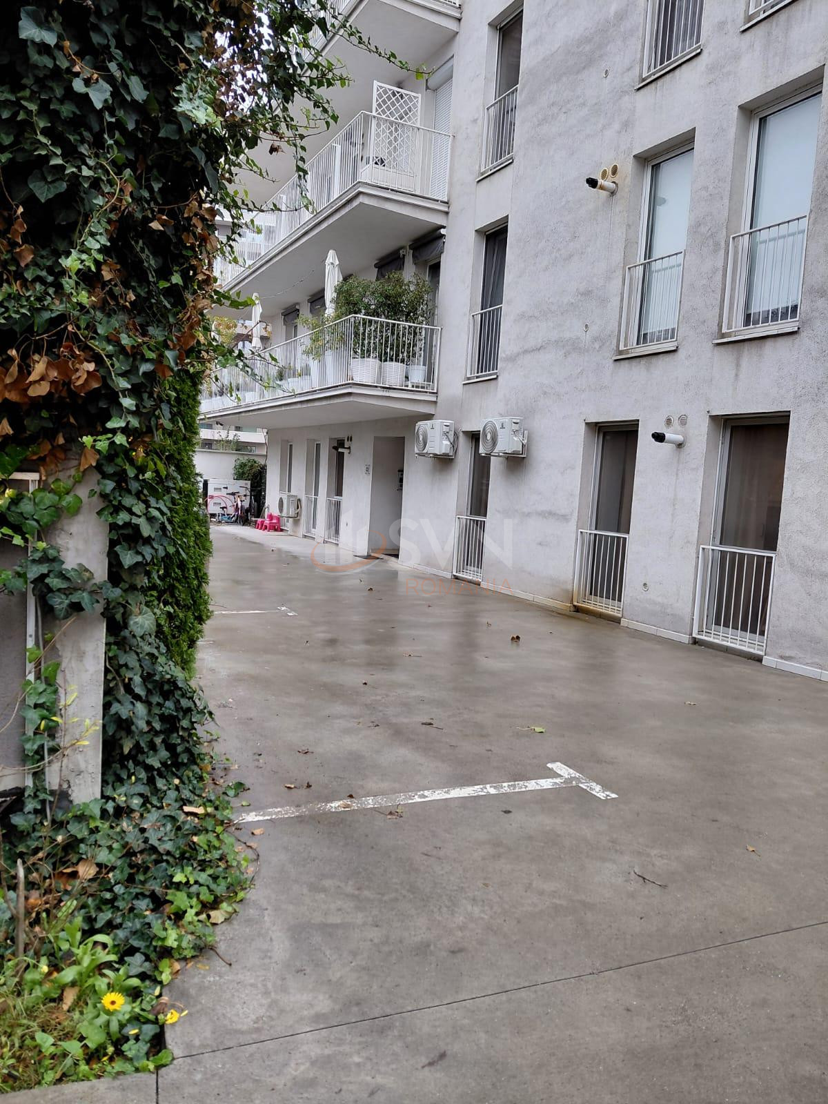 Apartament, 3 camere Bucuresti/Dacia