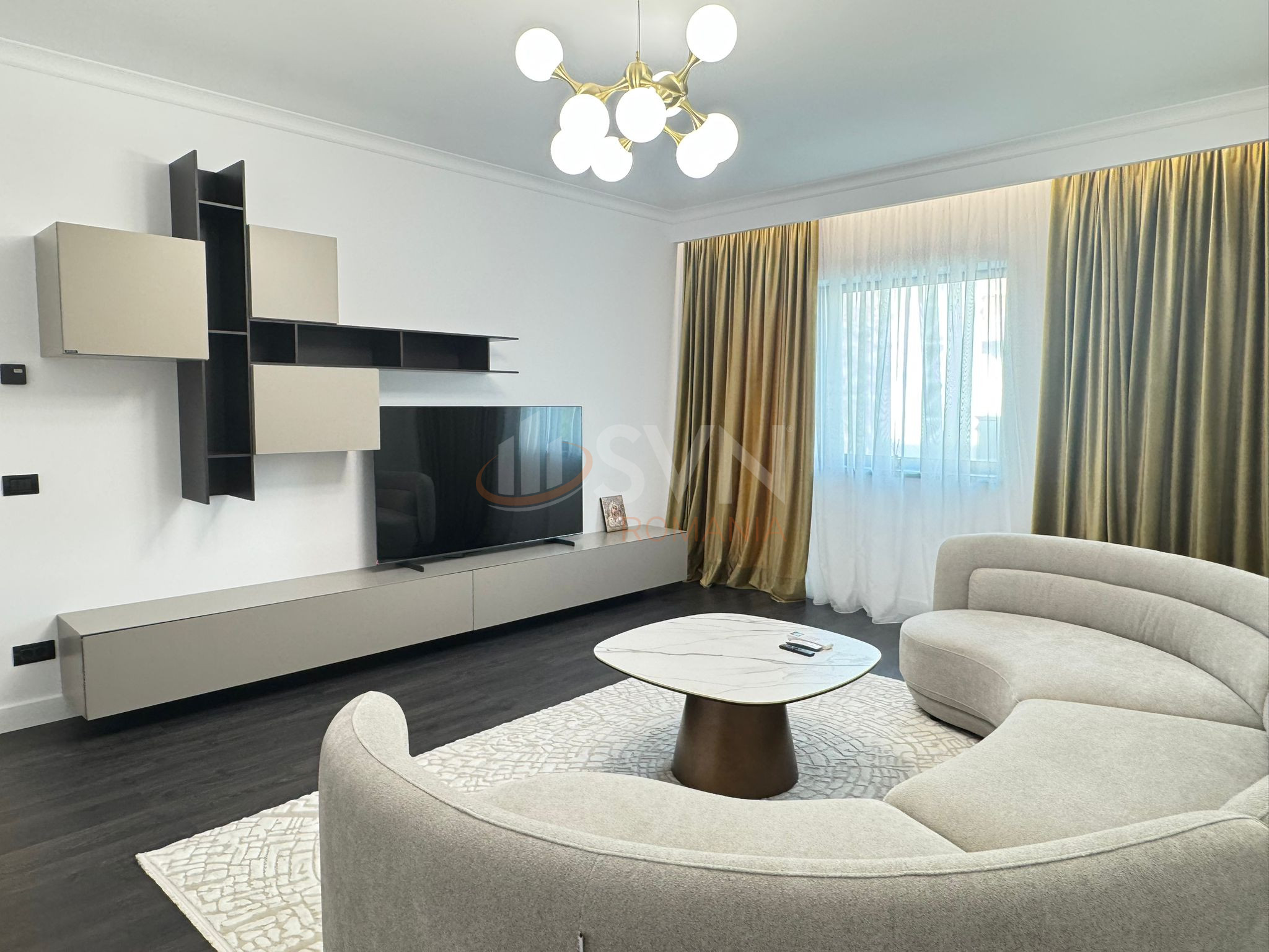 Apartament, 3 camere Bucuresti/Primaverii