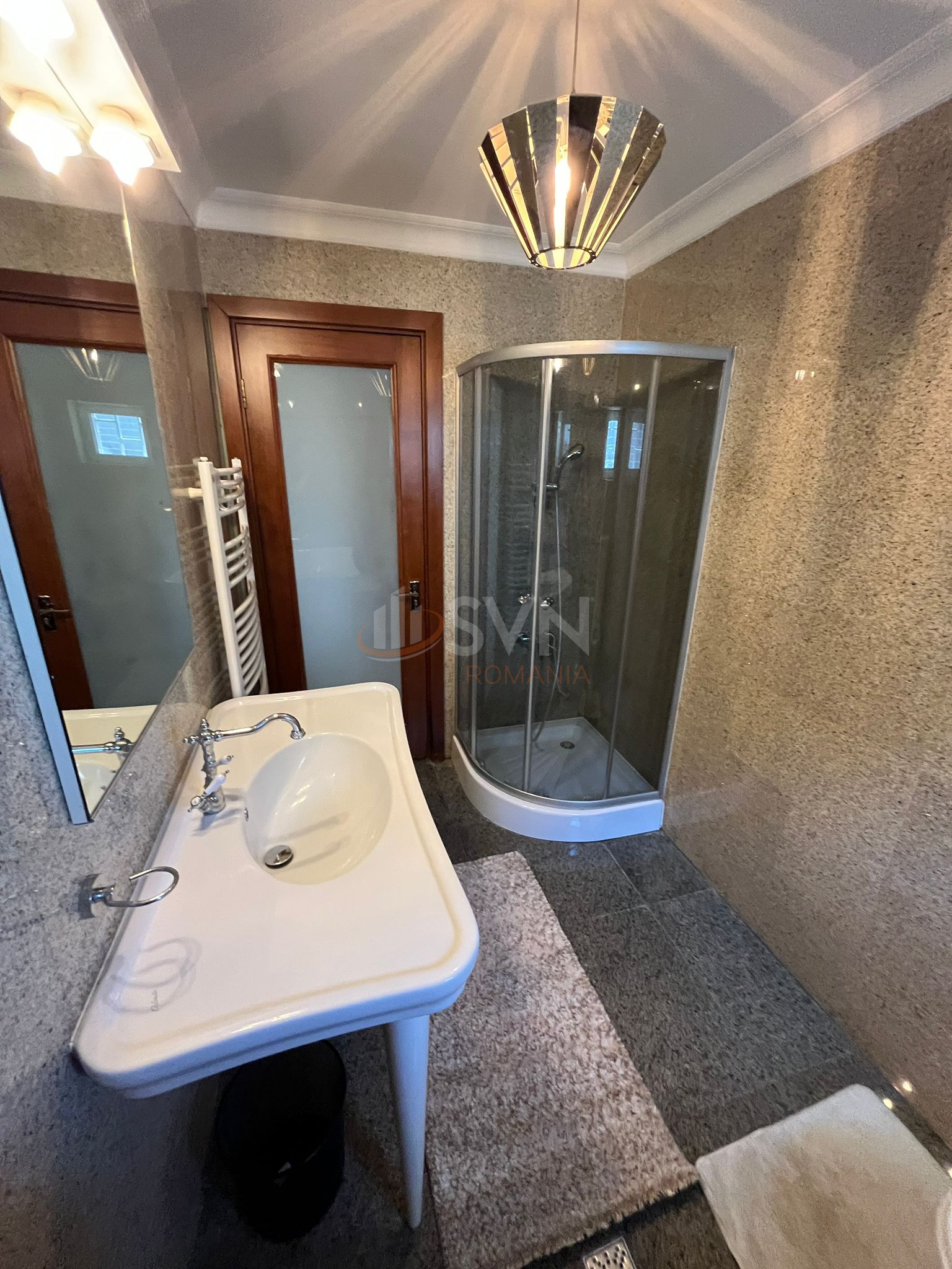 Apartament, 3 camere Bucuresti/1 Mai