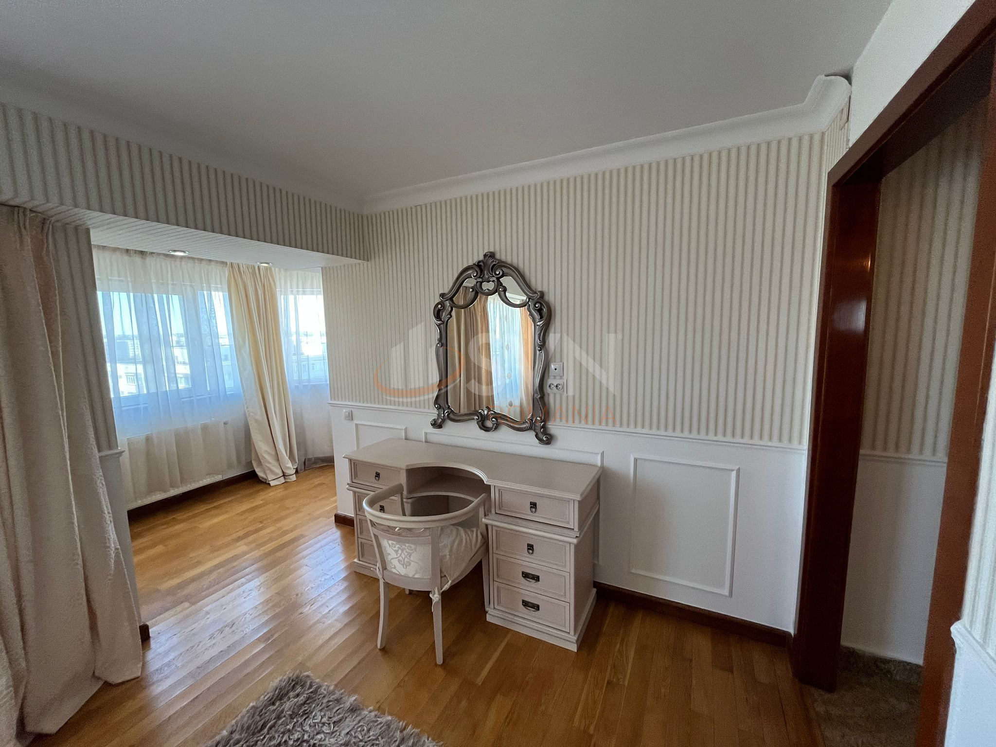 Apartament, 3 camere Bucuresti/1 Mai