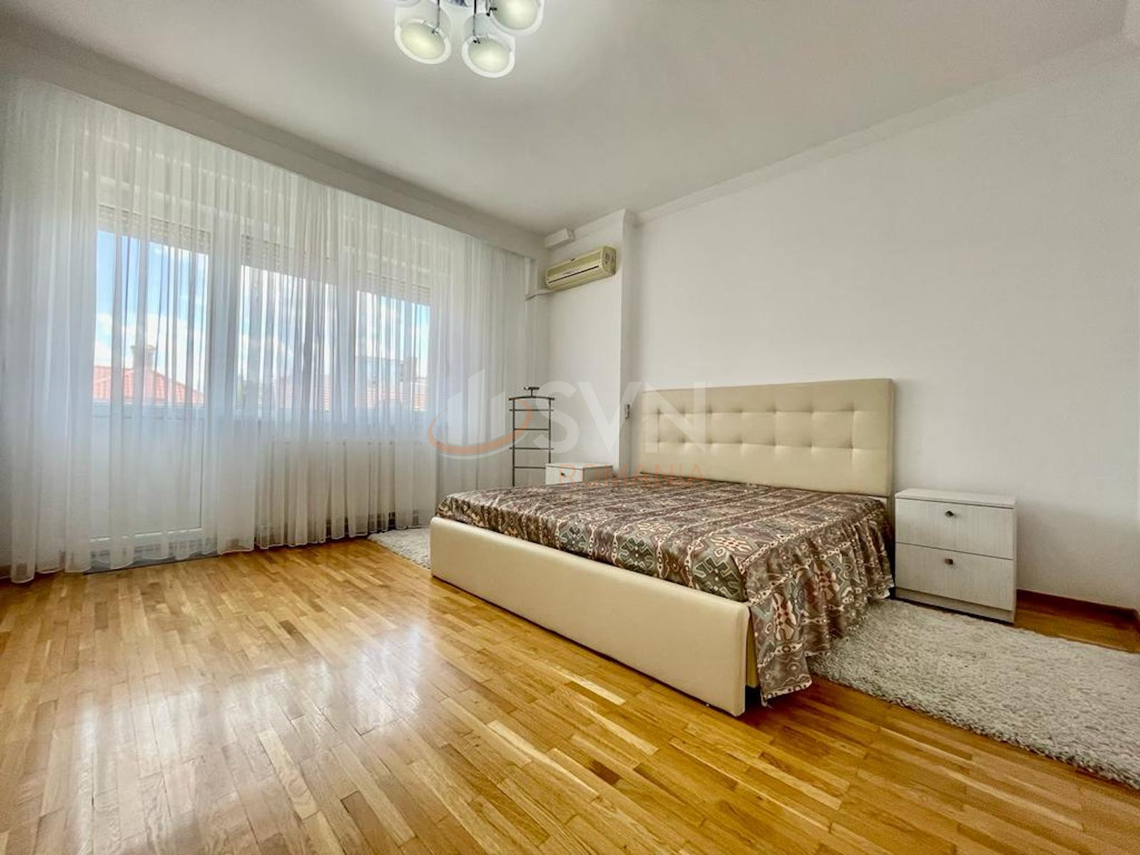Apartament, 3 camere Bucuresti/Primaverii